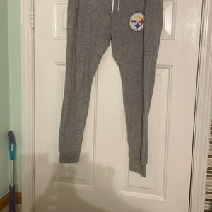 NFL Team Apparel Women's Gray Sleepwear/joggers